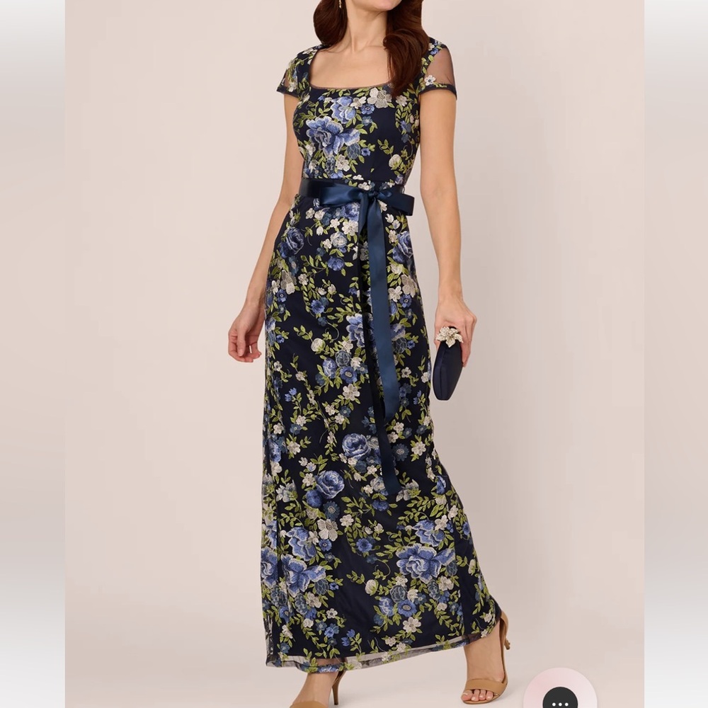 Adrianna Papell Embroidered Floral Cap Sleeve Column Gown Brand New